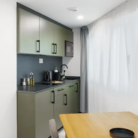 Limehome Marques De Casa-domecq